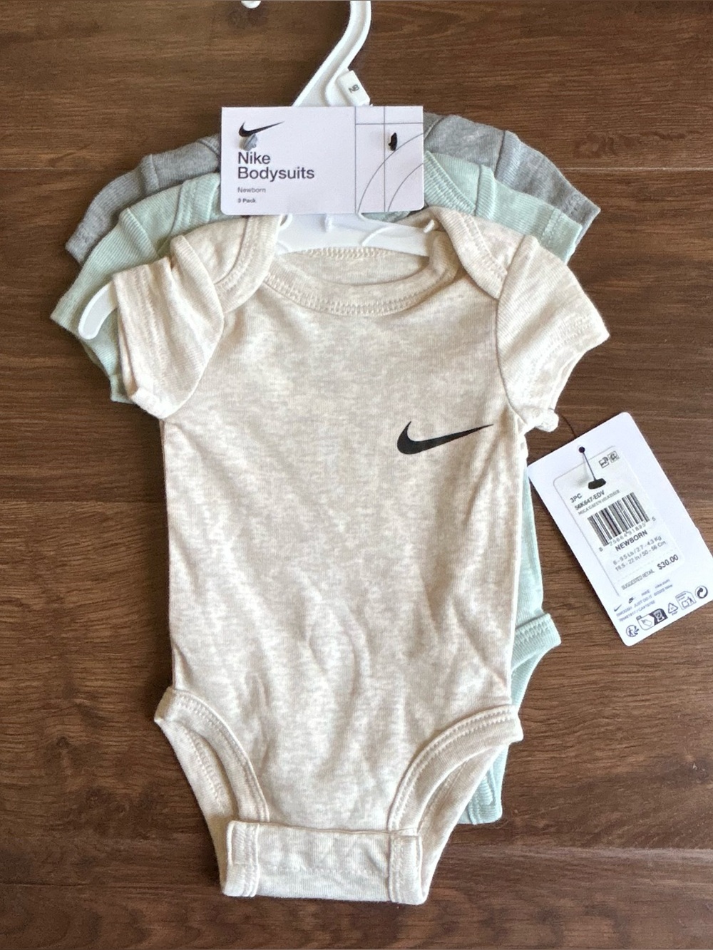 Nike Set of Three Bodysuits Mica Green Heather Newborn